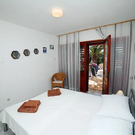Appartement Family Friendly With A Swimming Pool Bol, Brac - 14379 *